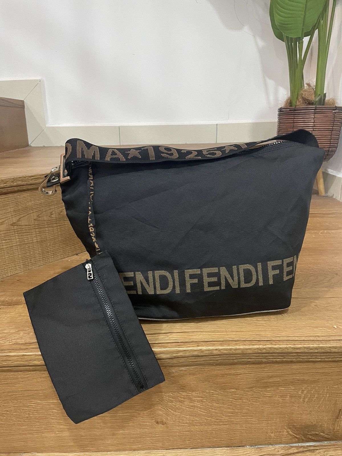 Authentic FENDI Roma Shoulder bag