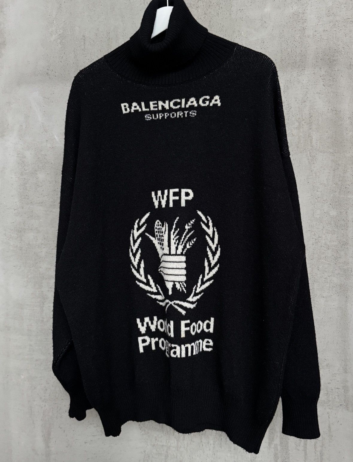 Balenciaga Balenciaga WFP Turtleneck FW18 Size US M / EU 48-50 / 2 - 3 Thumbnail