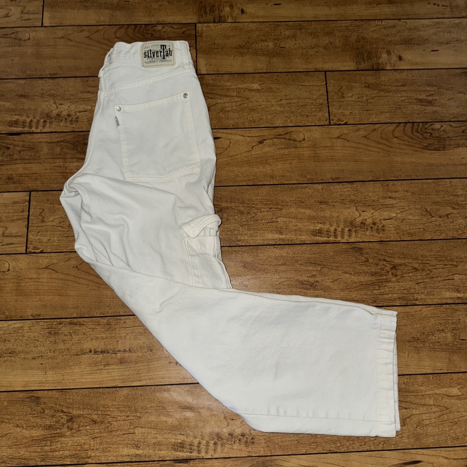 Levi's Levi’s Silvertab 94 Baggy Cargo Pants 28x32 Size US 28 / EU 44 - 1 Thumbnail