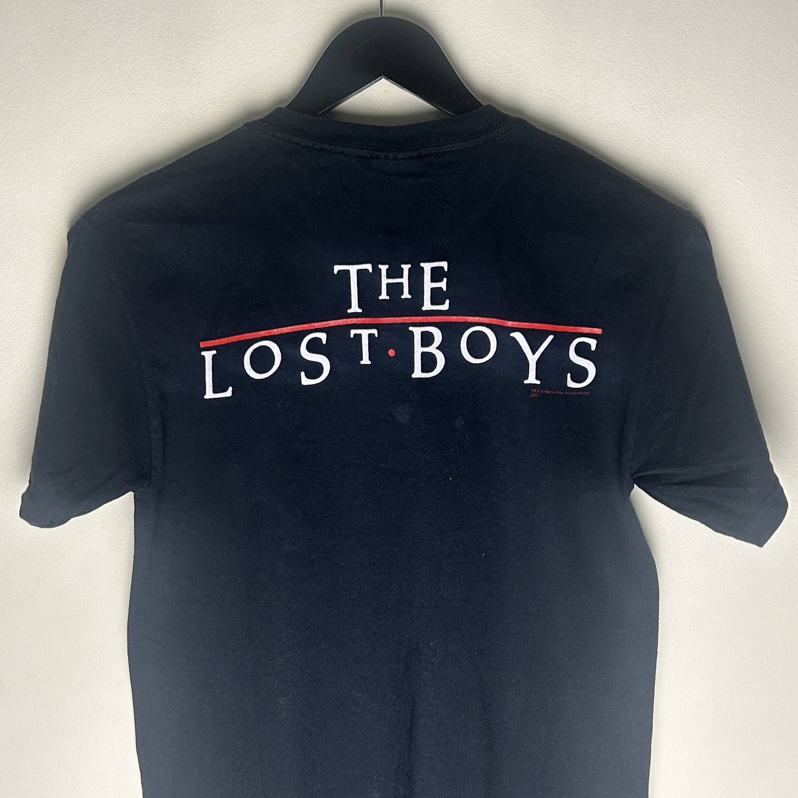 Vintage Vintage The Lost Boys 2007 Vampire Horror Movie T-shirt Size US S / EU 44-46 / 1 - 4 Thumbnail