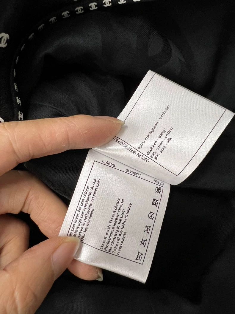 Chanel Chanel Black full logo leather vest Size XXS / US 00 / IT 34 - 6 Thumbnail