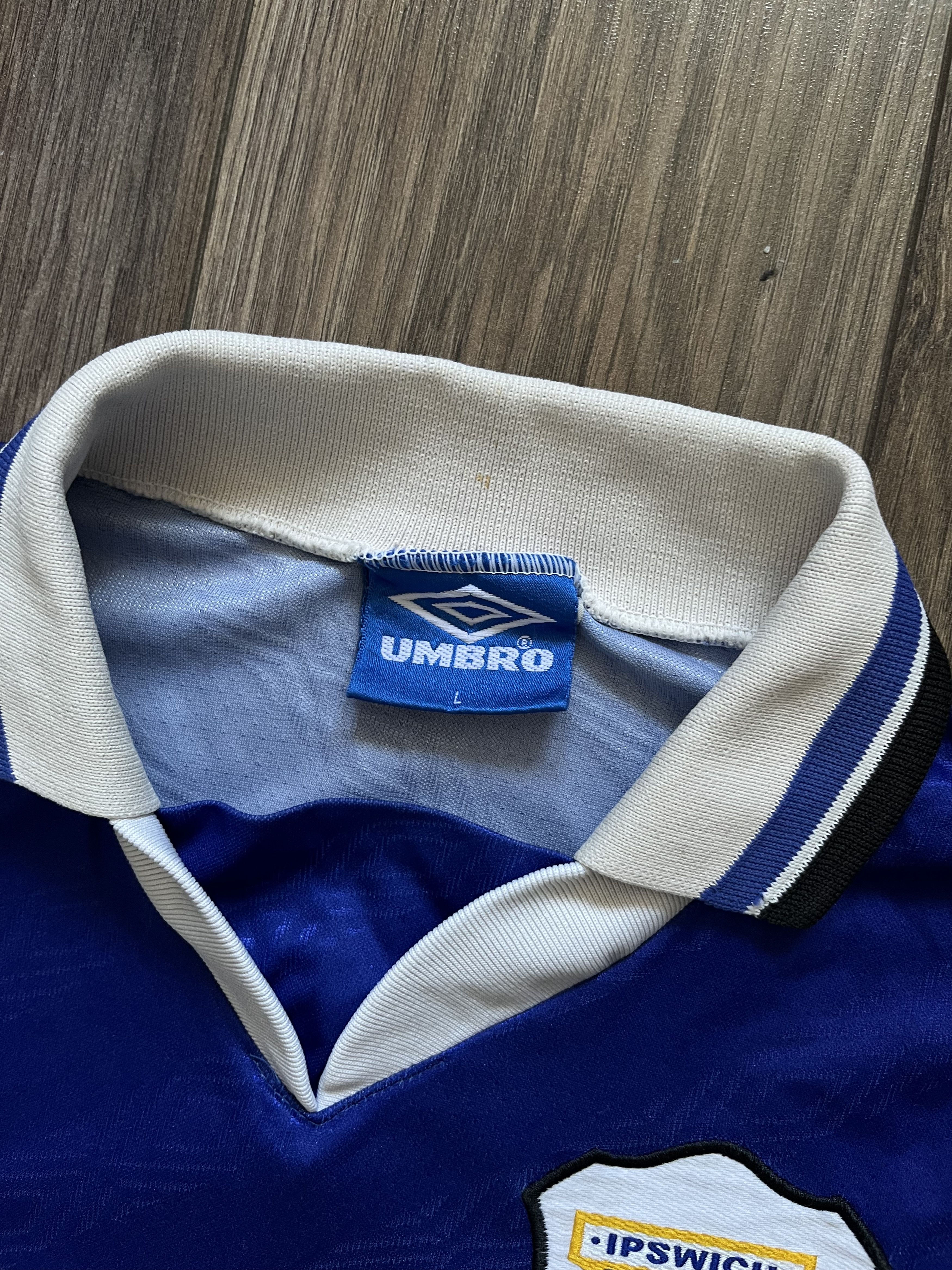 Umbro Vintage Ipswich Town 1994-1995 Umbro Home Foorball Shirt Size US L / EU 52-54 / 3 - 6 Thumbnail