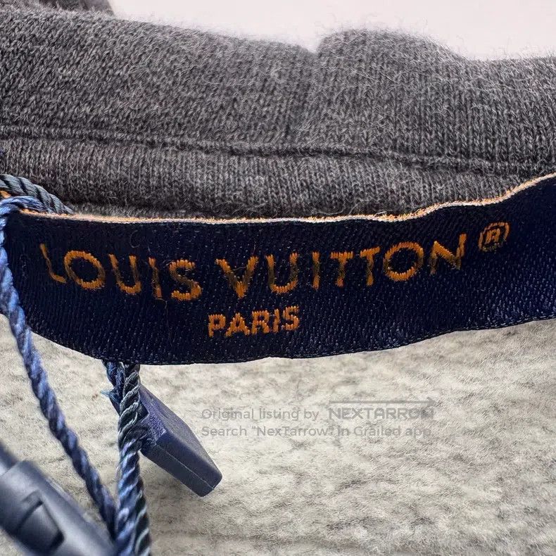 Louis Vuitton Louis Vuitton Graffiti logo hooded sweatshirt Size US M / EU 48-50 / 2 - 7 Thumbnail