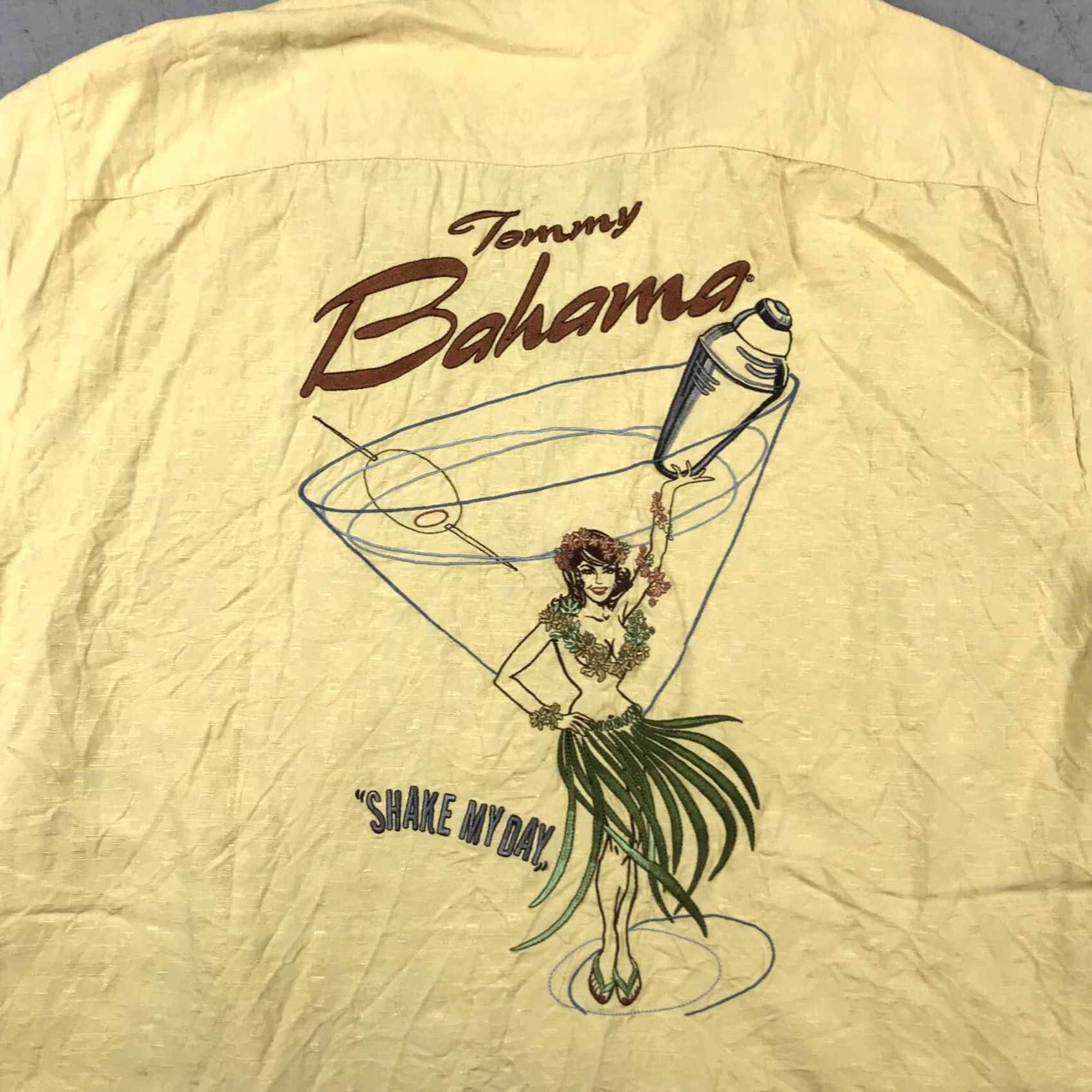 Tommy Bahama Tommy Bahama Shirt Mens Large Yellow Embroidered Silk Martini Girl Short Sleeve Collared Button-Up Vintage Size US L / EU 52-54 / 3 - 7 Thumbnail