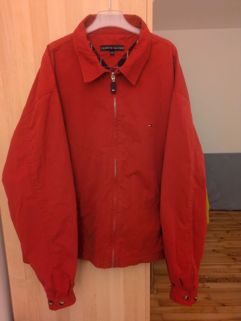 Tommy Hilfiger Tommy Hilfiger Red Harrington Jacket (Vintage 90s) Size US XL / EU 56 / 4 - 1 Thumbnail
