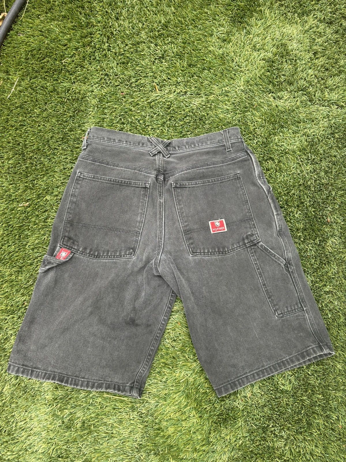 Tommy Hilfiger Tommy Hilfiger Jorts Size US 32 / EU 48 - 3 Thumbnail