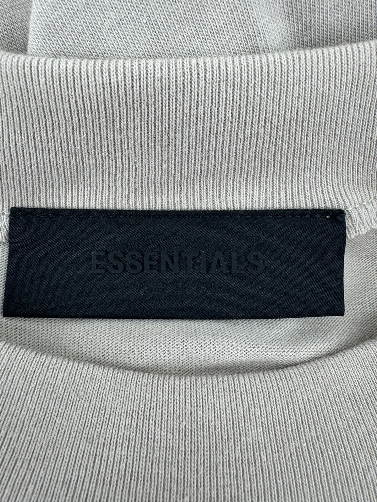 Essentials Fear of god essentials size xl authentic new without tags Size US XL / EU 56 / 4 - 6 Thumbnail