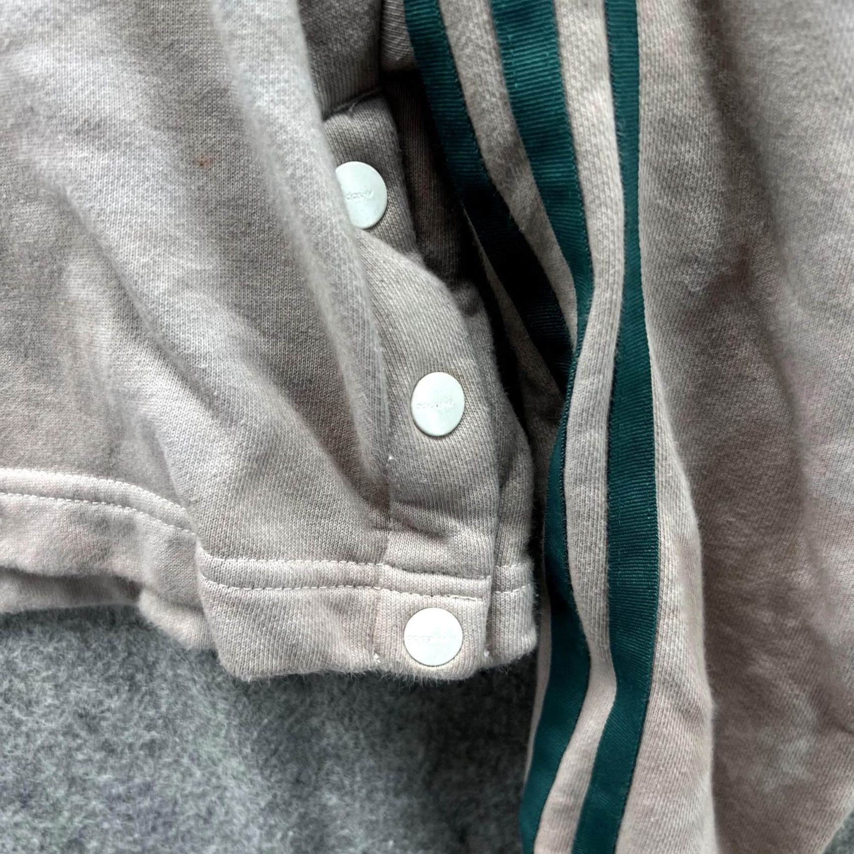 Adidas VINTAGE Adidas Sweater Women Small Trefoil Green Crewneck Sweatshirt Pullover Cropped Size S / US 4 / IT 40 - 5 Thumbnail