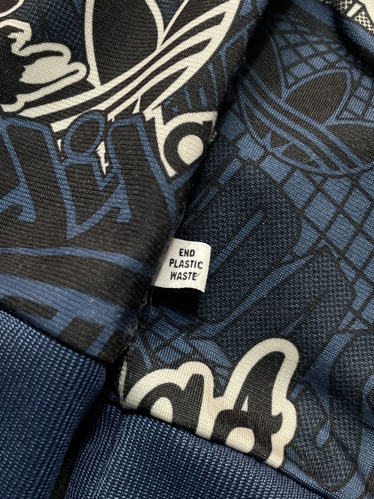 Adidas 🔥Offers🔥Adidas Sweatshirt Zip Hype Streetwear Size US XXS / EU 40 - 9 Thumbnail