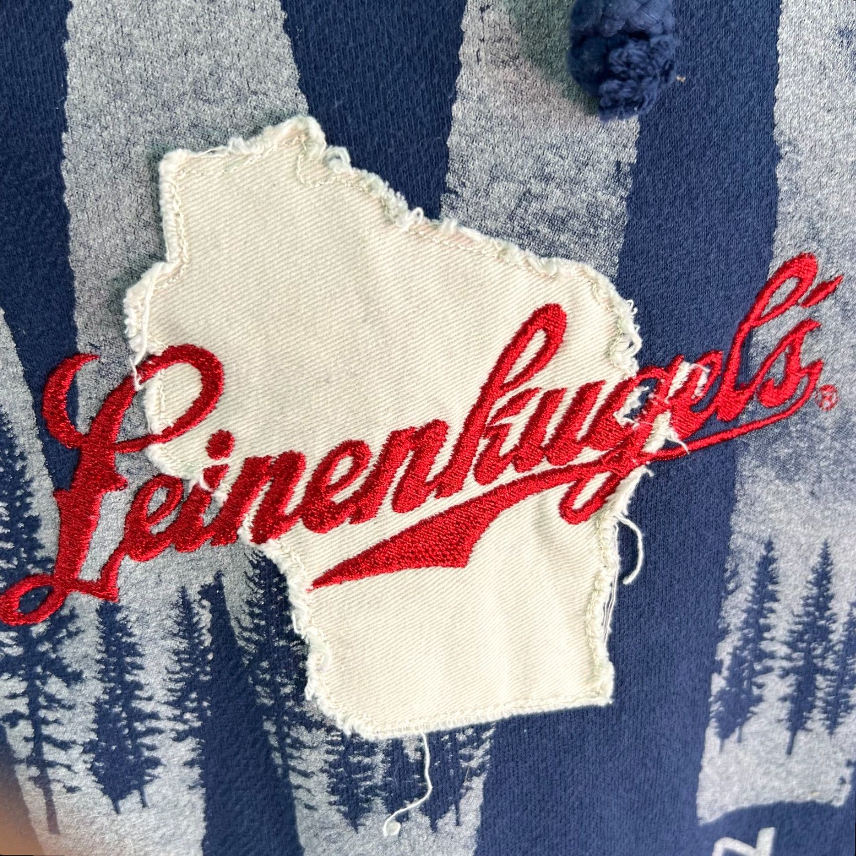 Vintage VINTAGE BLUE 84 Mens Graphic Blue Hoodie Sz S Wisconsin Chippewa Falls Leinenkugel's Size US S / EU 44-46 / 1 - 3 Thumbnail