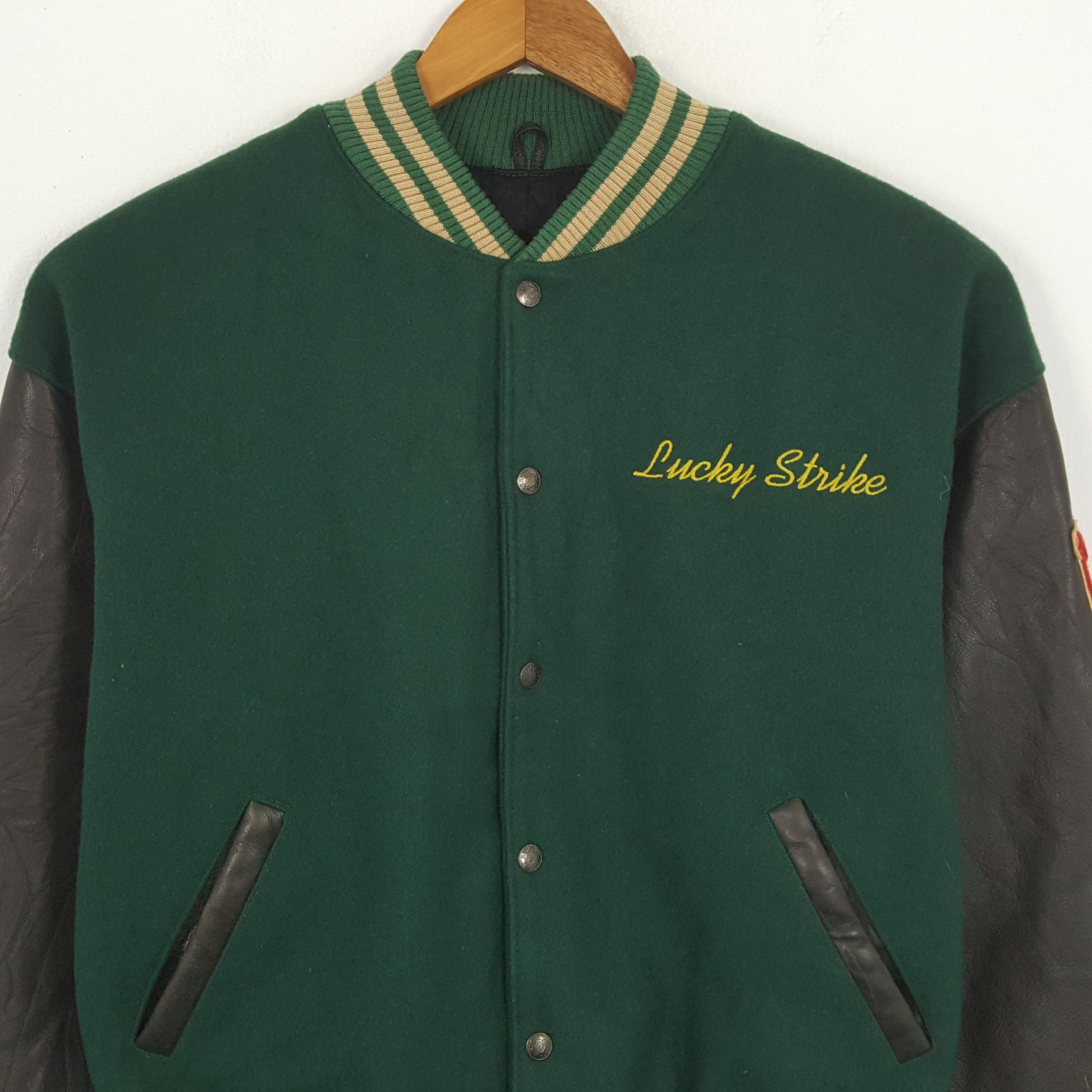 Vintage Vintage LUCKY STRIKES CIGARETTES Varsity Promo Jacket Size US XL / EU 56 / 4 - 4 Thumbnail
