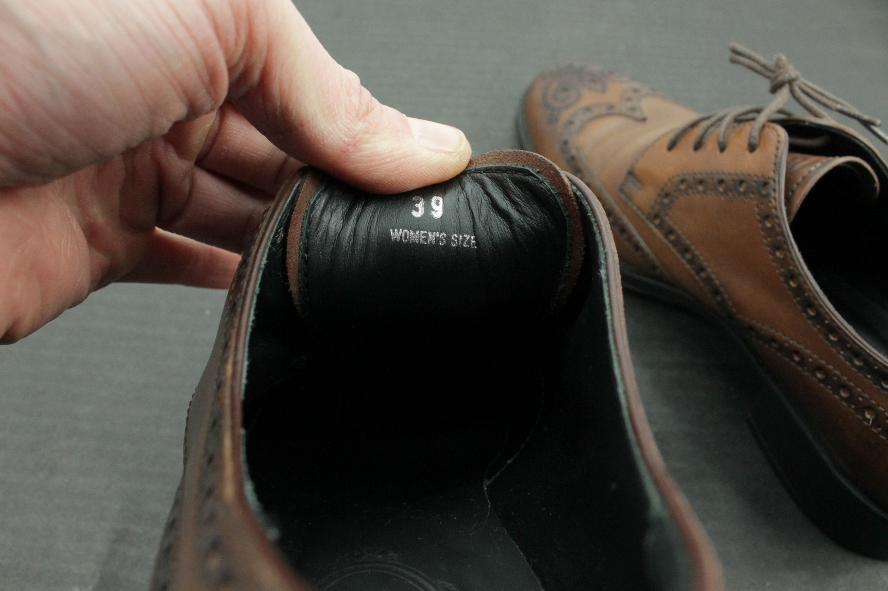 Bally TOD'S Wingtip Derby Brown Leather Heel Brogue Shoes Women's Size US 9 / IT 39 - 8 Thumbnail