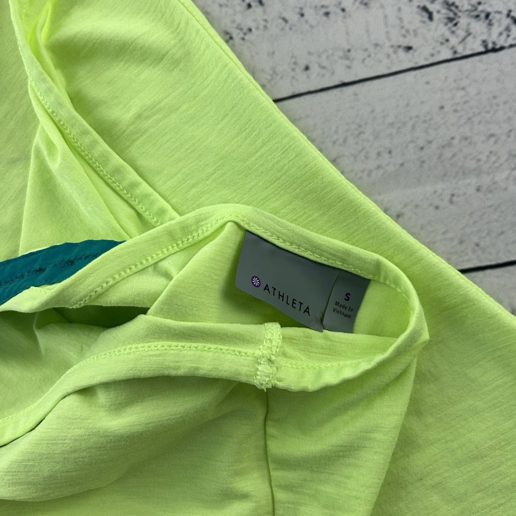 Athleta Athleta Tank Top Women S Sleeveless Athletic Strappy Yellow Shirt 90s? Size S / US 4 / IT 40 - 4 Thumbnail