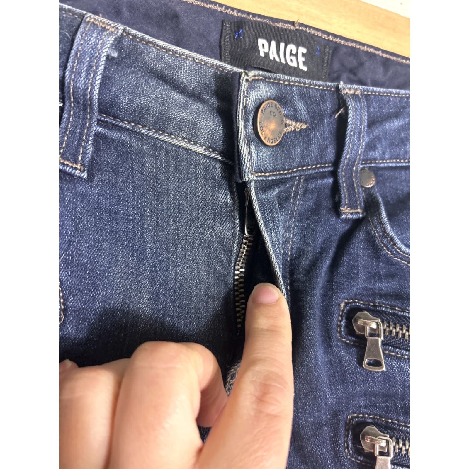 Paige Paige Womens Jeans Edgemont Crop Zipper Blue Dark Wash 28x26 Skinny Stretch Low Rise Regular Womens Jeans Size 28" / US 6 / IT 42 - 6 Thumbnail