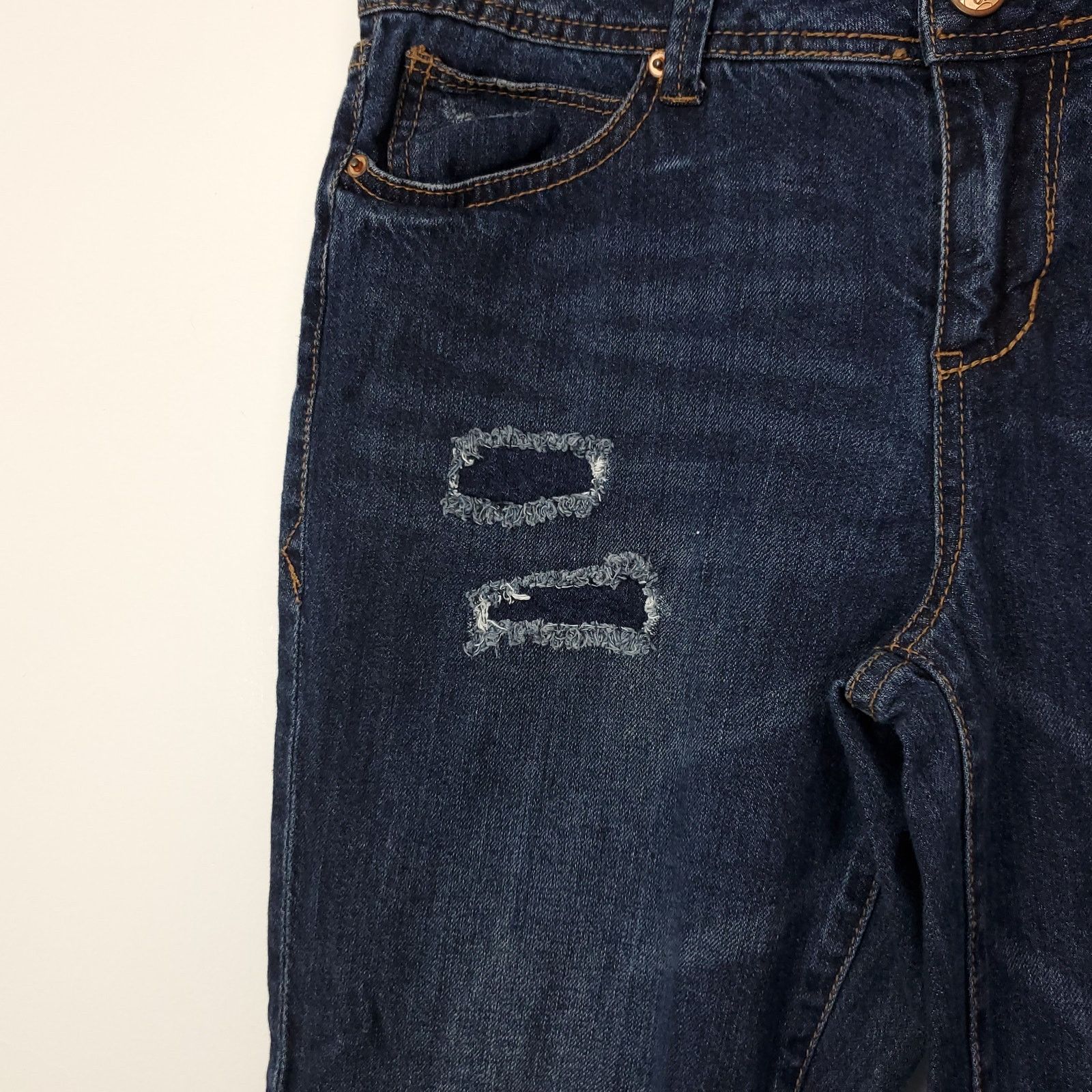 American Rag American Rag Patch Distressed Cropped Jeans Size 7 Size 33" - 2 Thumbnail