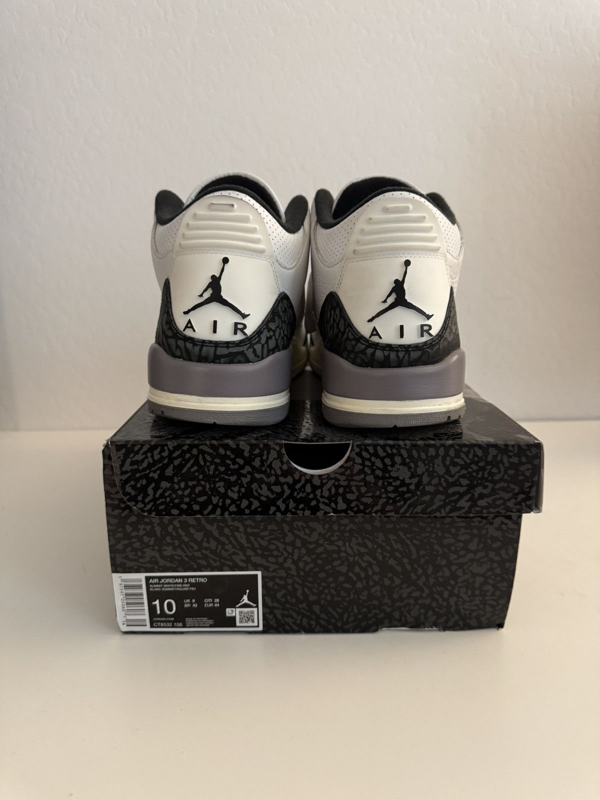 Jordan Brand Jordan 3 Retro Cement Grey Size US 10 / EU 43 - 2 Thumbnail