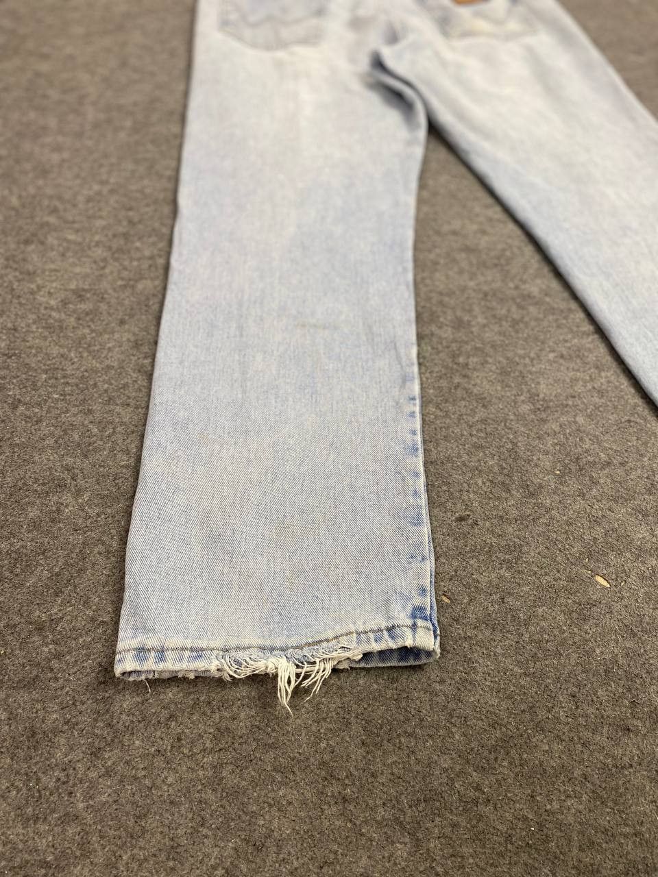 Wrangler vintage wrangler lightwash distressed denim Size US 37 - 4 Thumbnail