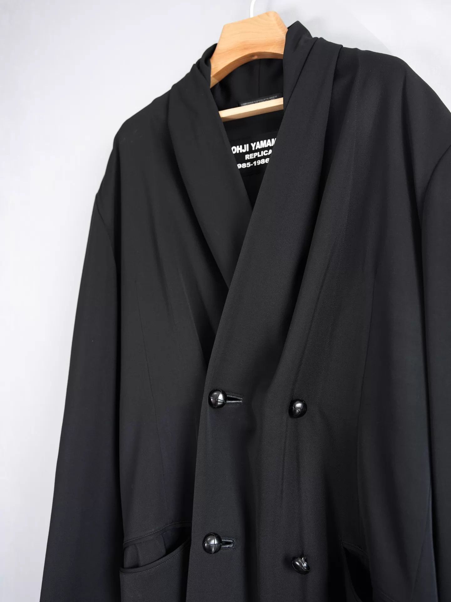 Yohji Yamamoto Yohji Yamamoto 85AW Big Silhouette Shawl Collar Coat Size US L / EU 52-54 / 3 - 6 Thumbnail