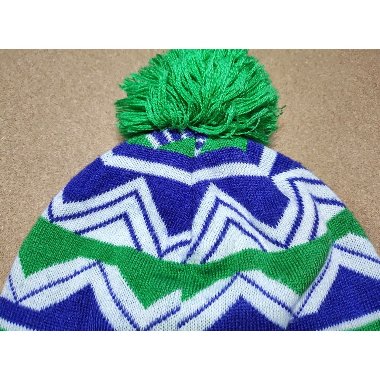 Salomon VINTAGE Salomon Beanie Hat One Size Pom Pom Striped Knit Size ONE SIZE - 6 Thumbnail