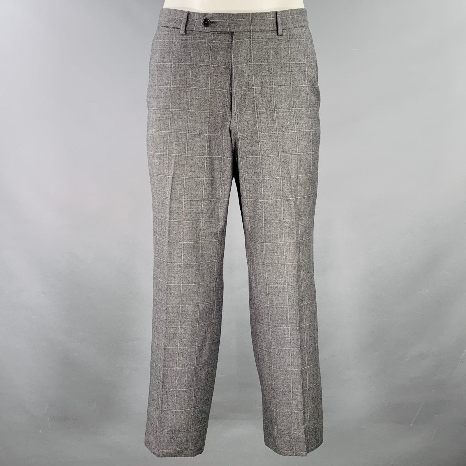 Size 46 Grey White Window Pane Wool Notch Lapel Suit