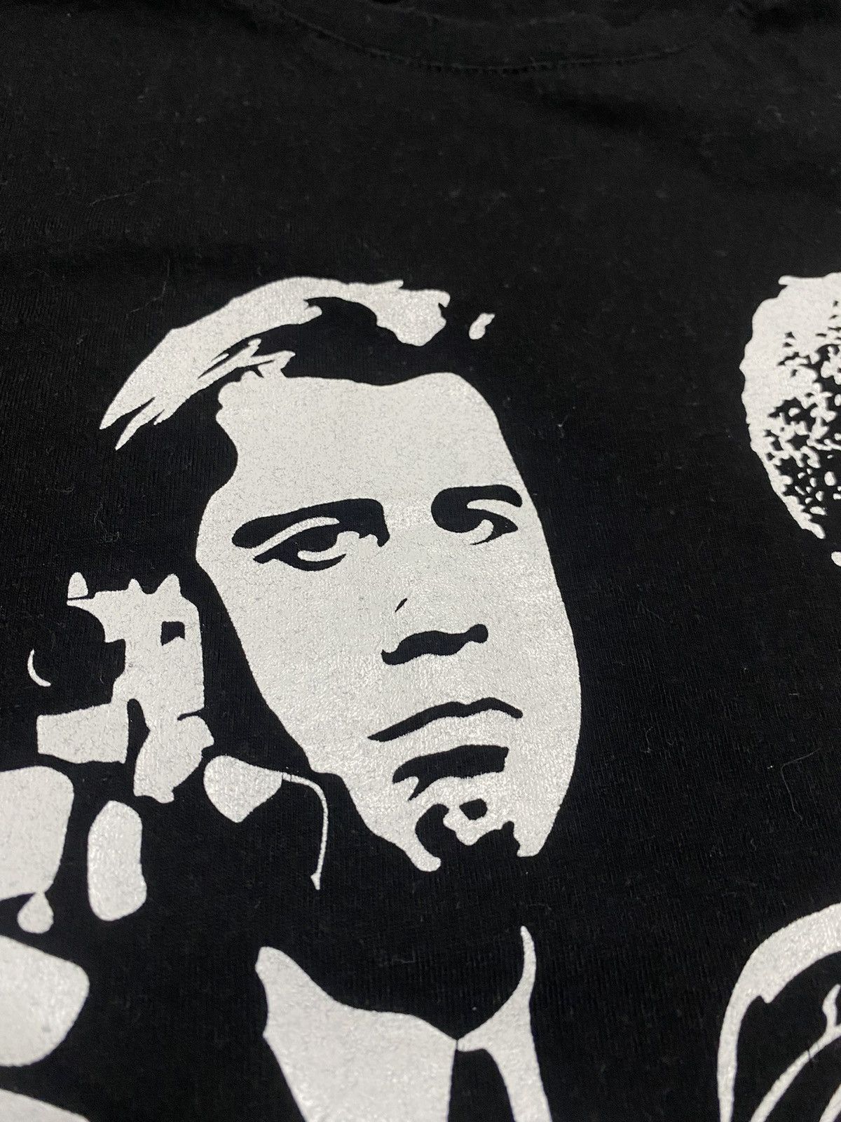 Vintage Vintage T-shirt Movie Big Logo Pulp Fiction Black Size S-M Size US M / EU 48-50 / 2 - 3 Thumbnail