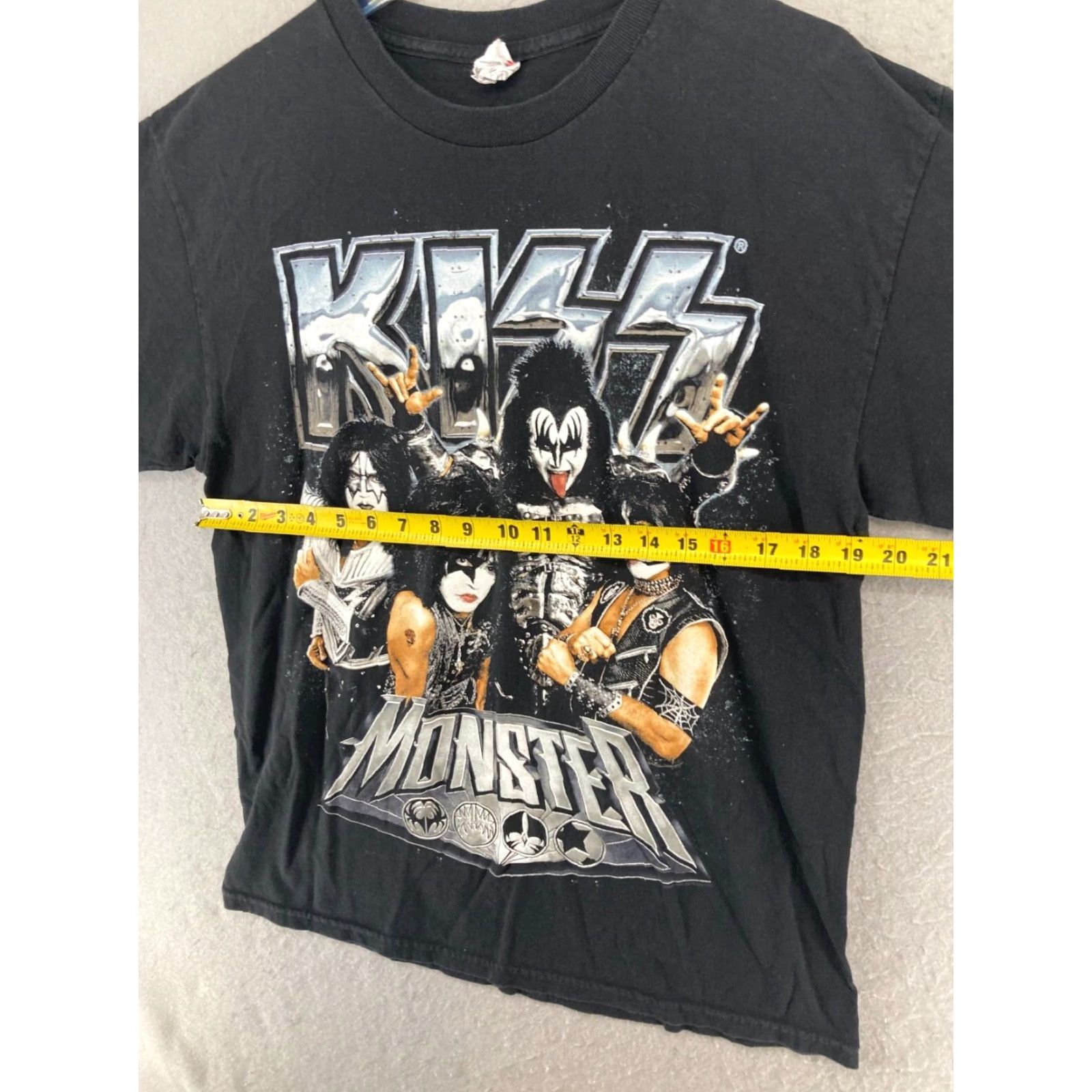 Vintage Kiss Monster Graphic Print T-Shirt Large Black Rock 40 Years 2013 Mens Size US L / EU 52-54 / 3 - 2 Thumbnail