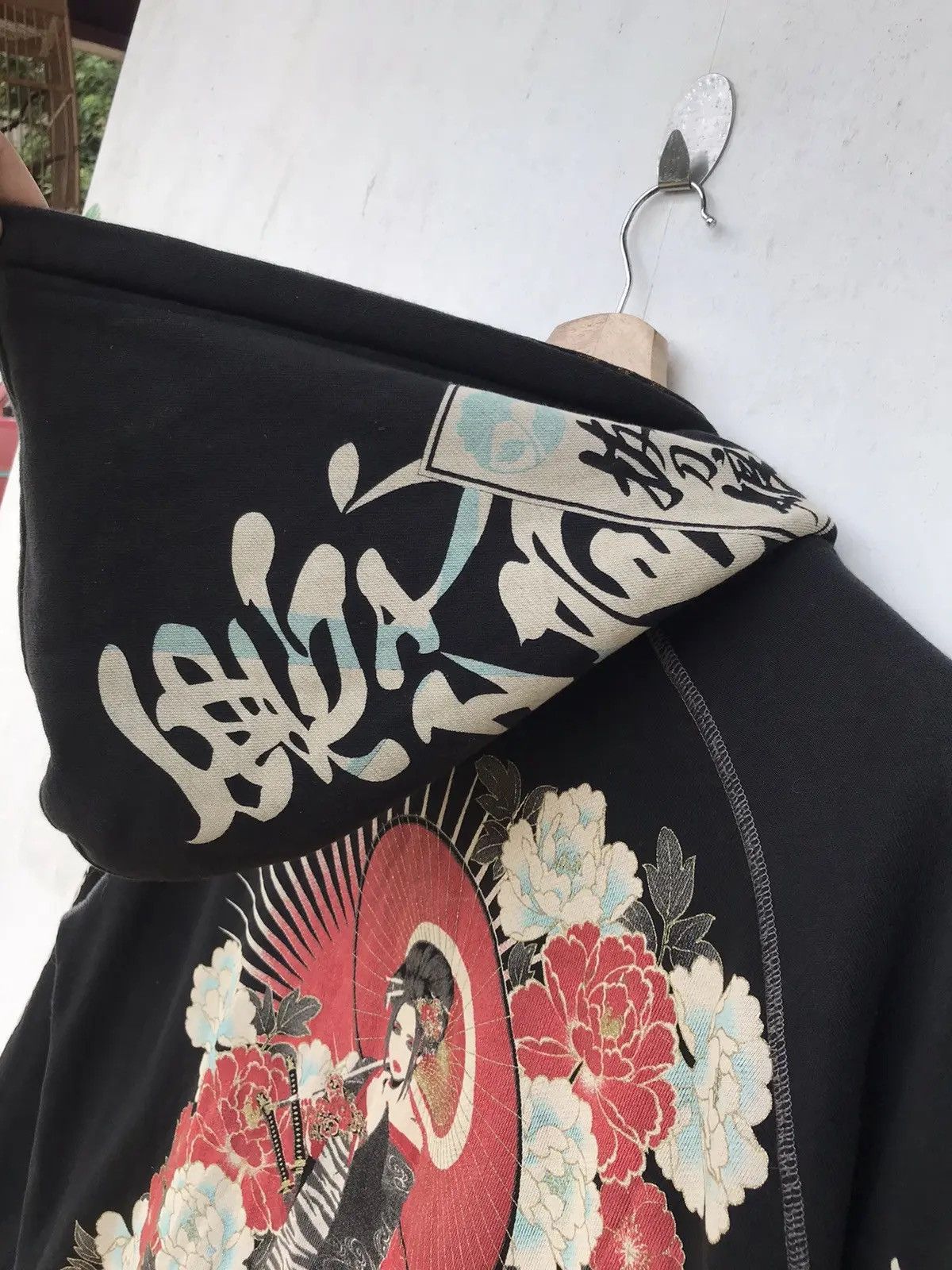 If Six Was Nine Divine Retribution "DANGEROUS BEAUTY" Geisha Samurai Hoodie Size US M / EU 48-50 / 2 - 7 Thumbnail