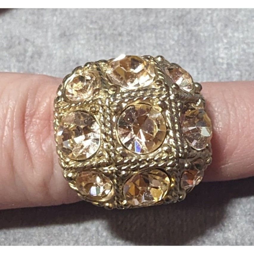 Other Champagne Gemmed Glam Gold Tone Statement Ring Size 7 Size ONE SIZE - 13 Thumbnail