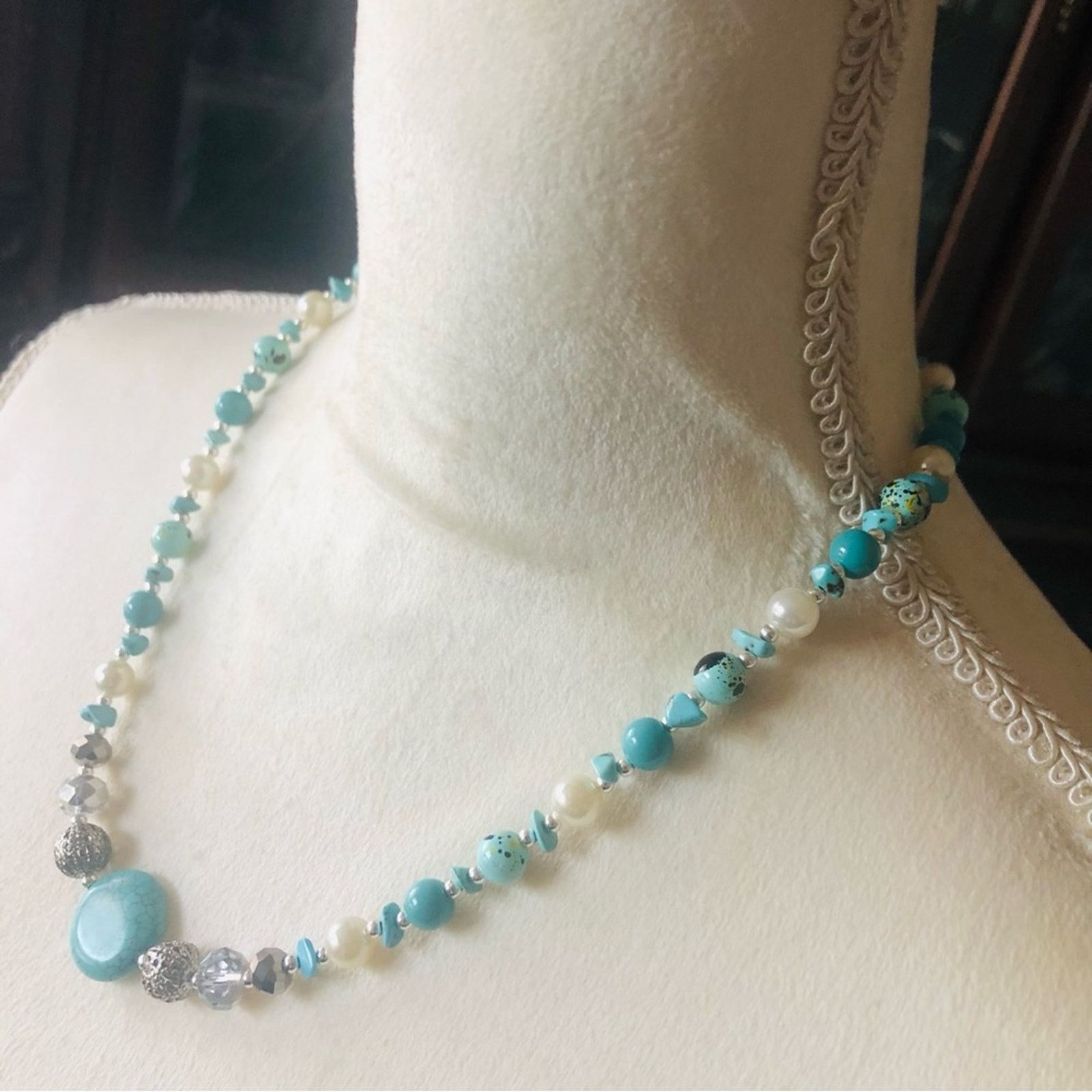 Handmade Handcrafted repurpose howlite stone beaded necklace Size ONE SIZE - 3 Thumbnail