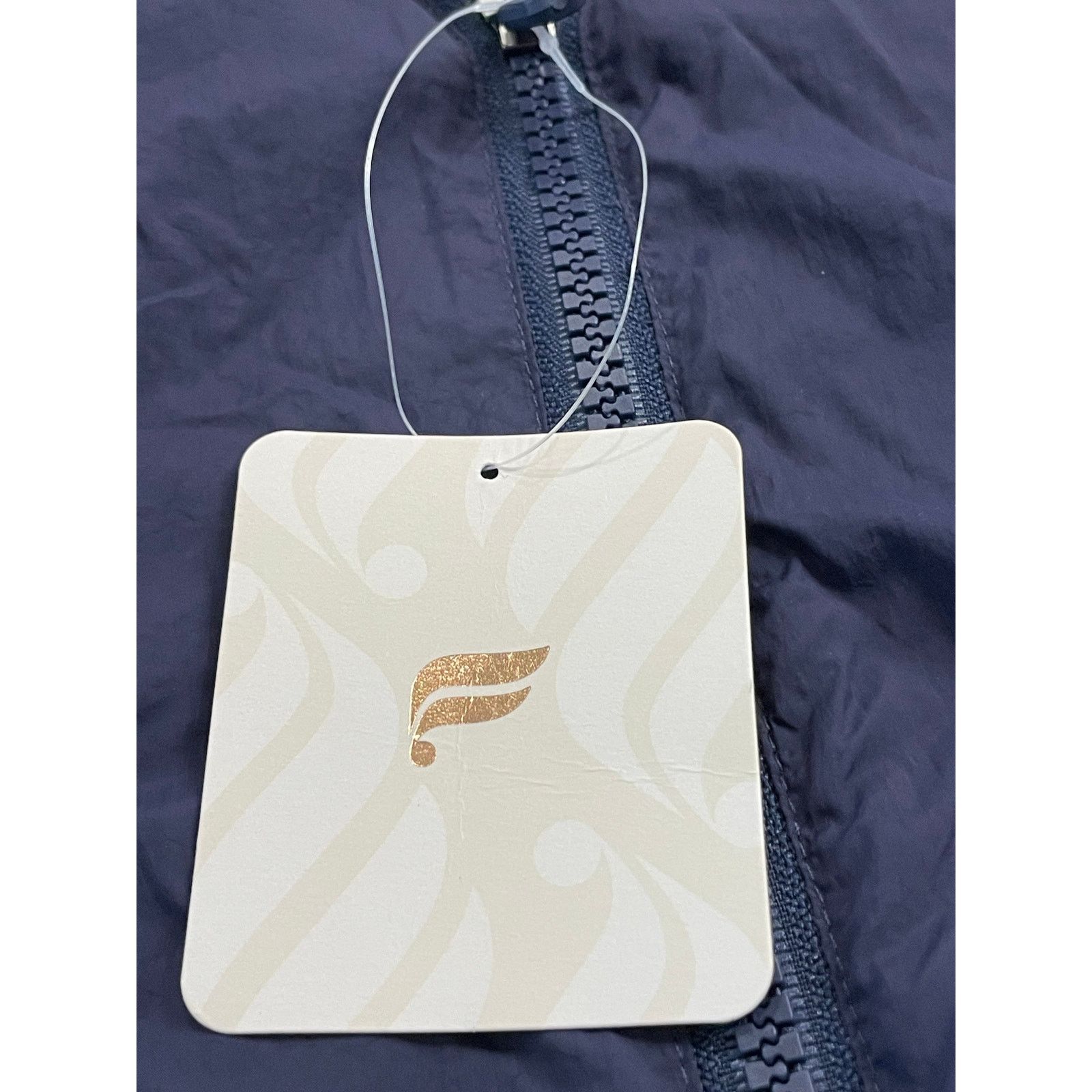 Fabletics NWT Fabletics Deep Navy Womens oversized Windbreaker SM Size S / US 4 / IT 40 - 3 Thumbnail