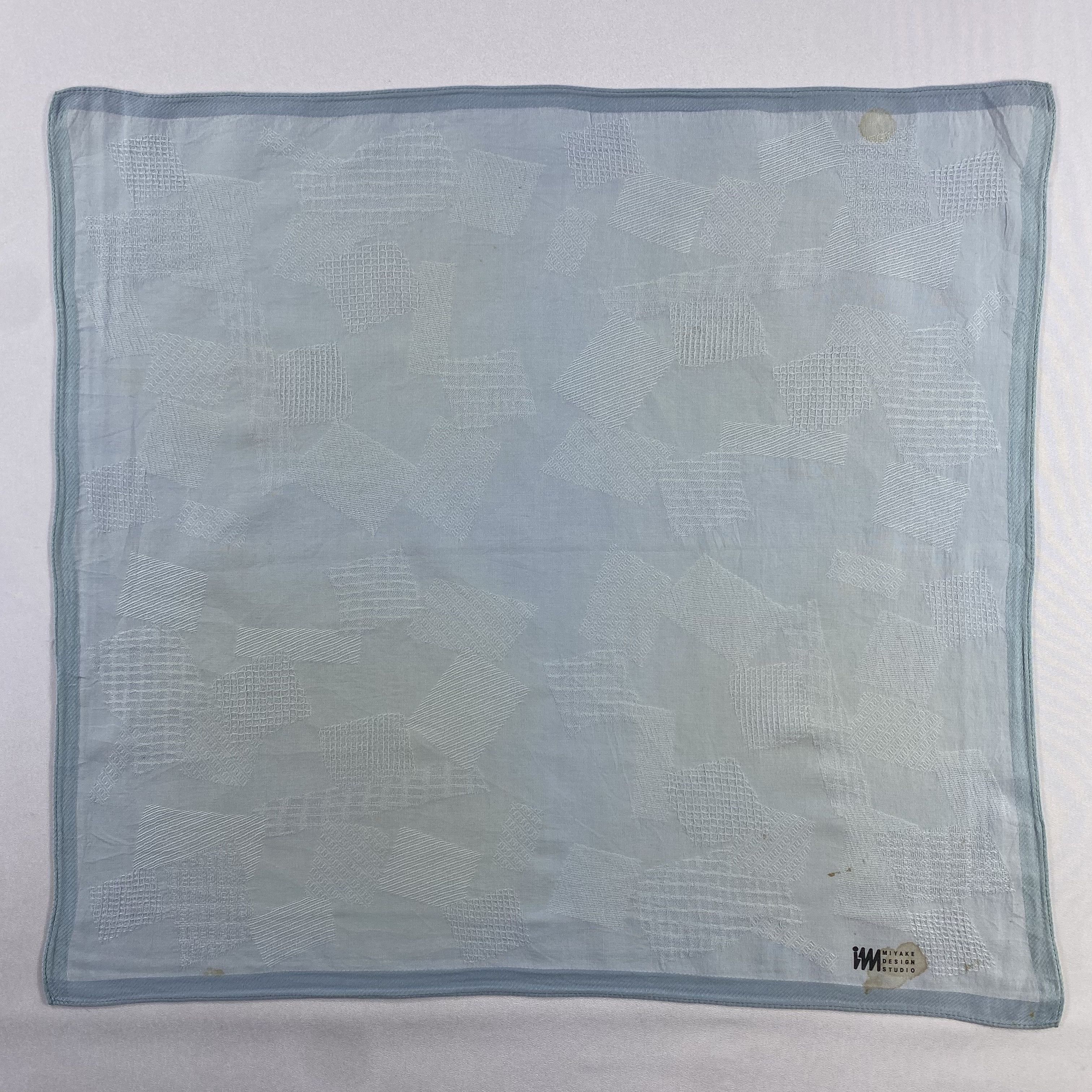 Issey Miyake × Vintage Issey Miyake Bandana/ Handkerchief / Neckerchief-P1304 Size ONE SIZE - 1 Thumbnail