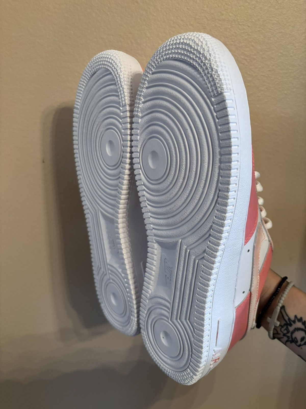 Nike Nike Wmns Air Force 1'07 'Triple White' Size US 8.5 / IT 38.5 - 5 Thumbnail