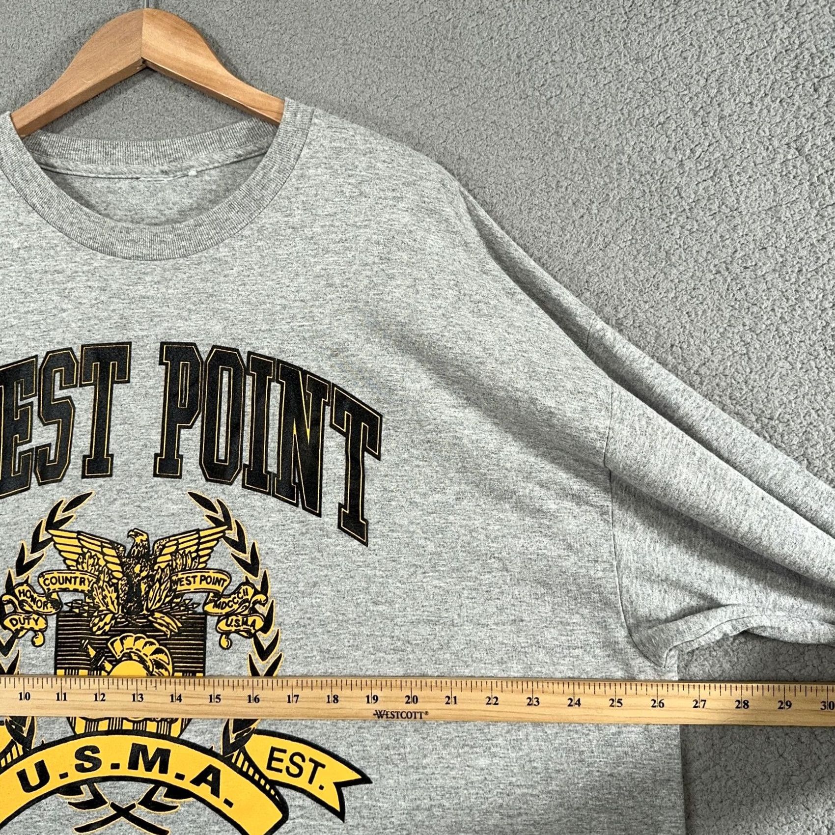 Vintage West Point Shirt Men 2XL Gray Long Sleeve USMA 1802 Military College Graphic Tee Size US XXL / EU 58 / 5 - 7 Thumbnail