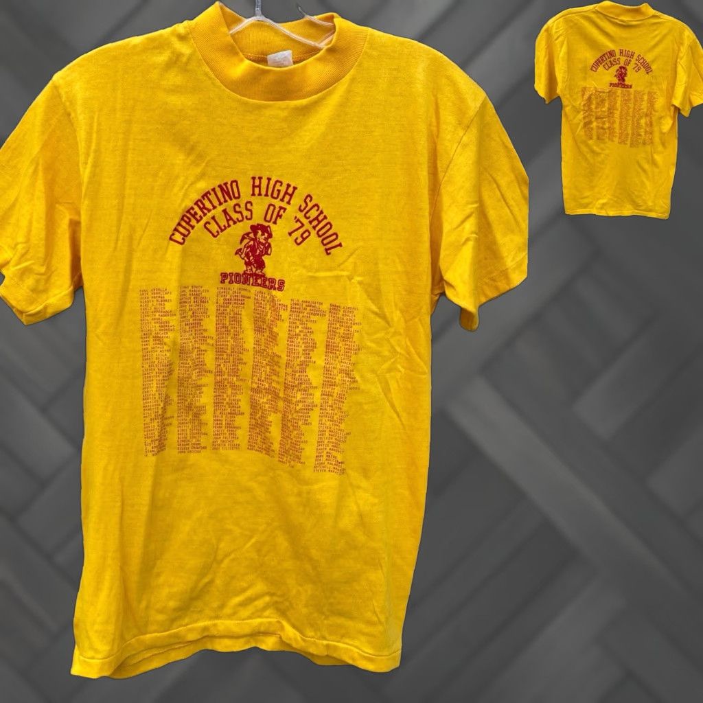 Vintage VINTAGE Cupertino High School Pioneers Class Of 79 T Shirt 70s 1979s Size M Yellow Womens Men Multifaceted Graphic Print 70s Retro Full Roster Tee Size US M / EU 48-50 / 2 - 1 Thumbnail