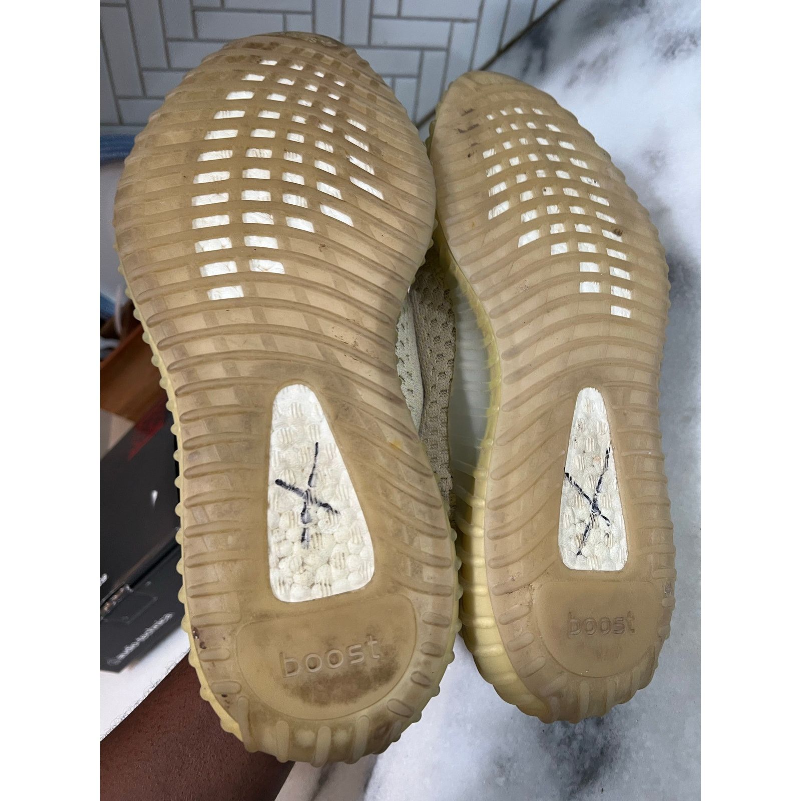 Adidas adidas Yeezy Boost 350 V2 Light UV Reactive Sz 9.5 Men’s Size US 9.5 / EU 42-43 - 8 Thumbnail