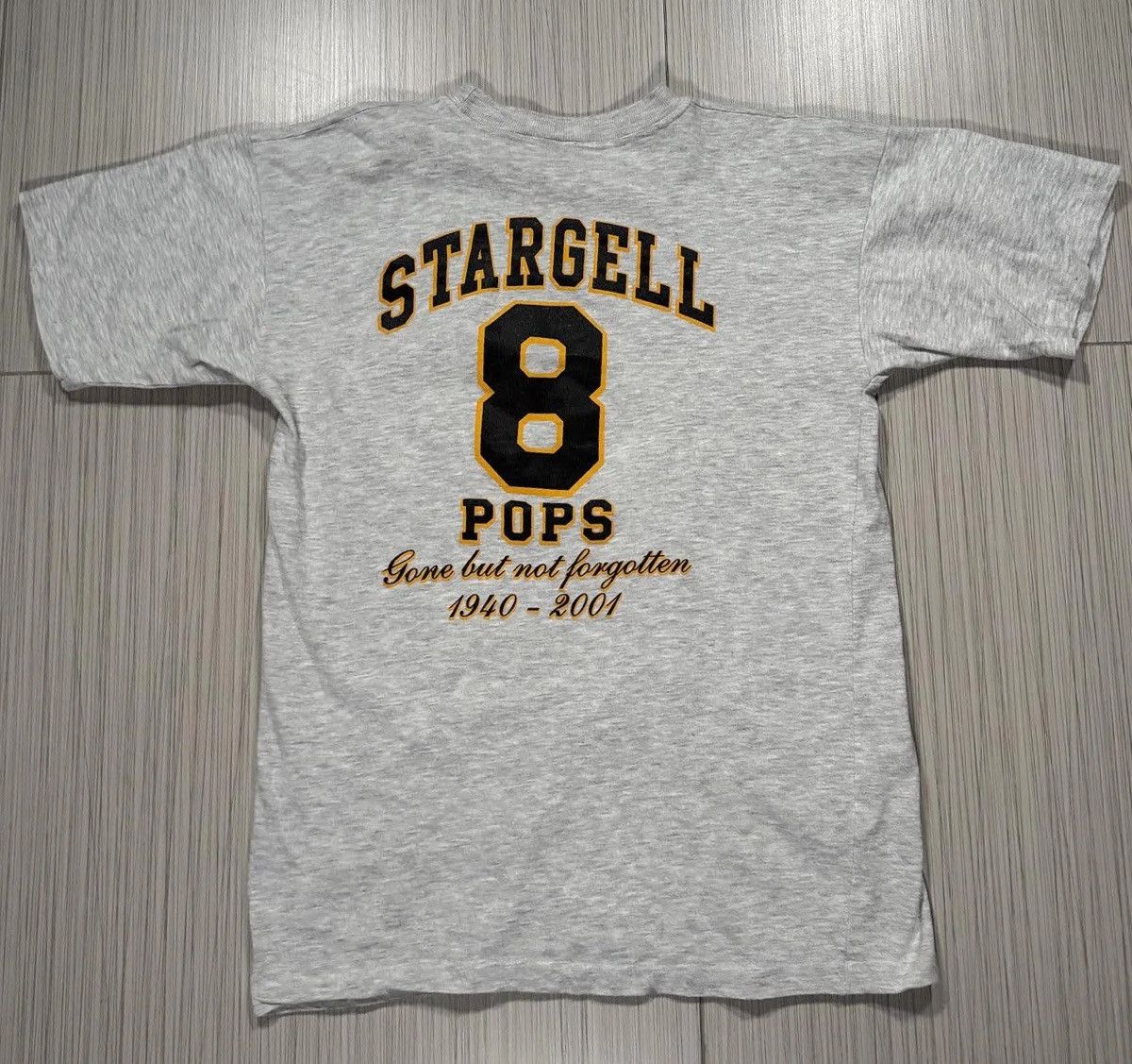 Vintage Vintage Pittsburgh Pirates Willie Stargell Memorial T Shirt Size US L / EU 52-54 / 3 - 2 Thumbnail