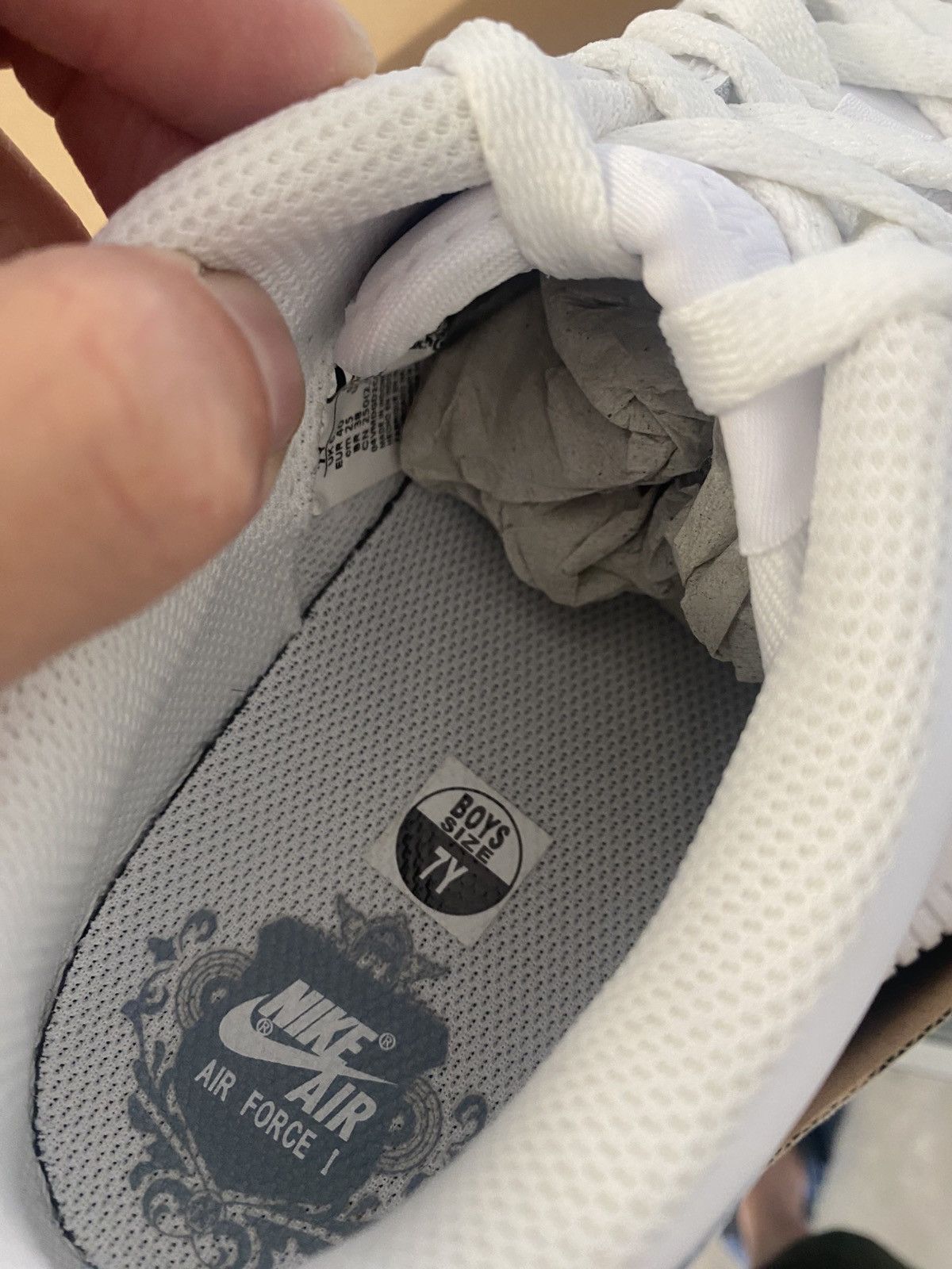 Nike Nike Air Force 1 White Size US 7 / EU 40 - 3 Thumbnail