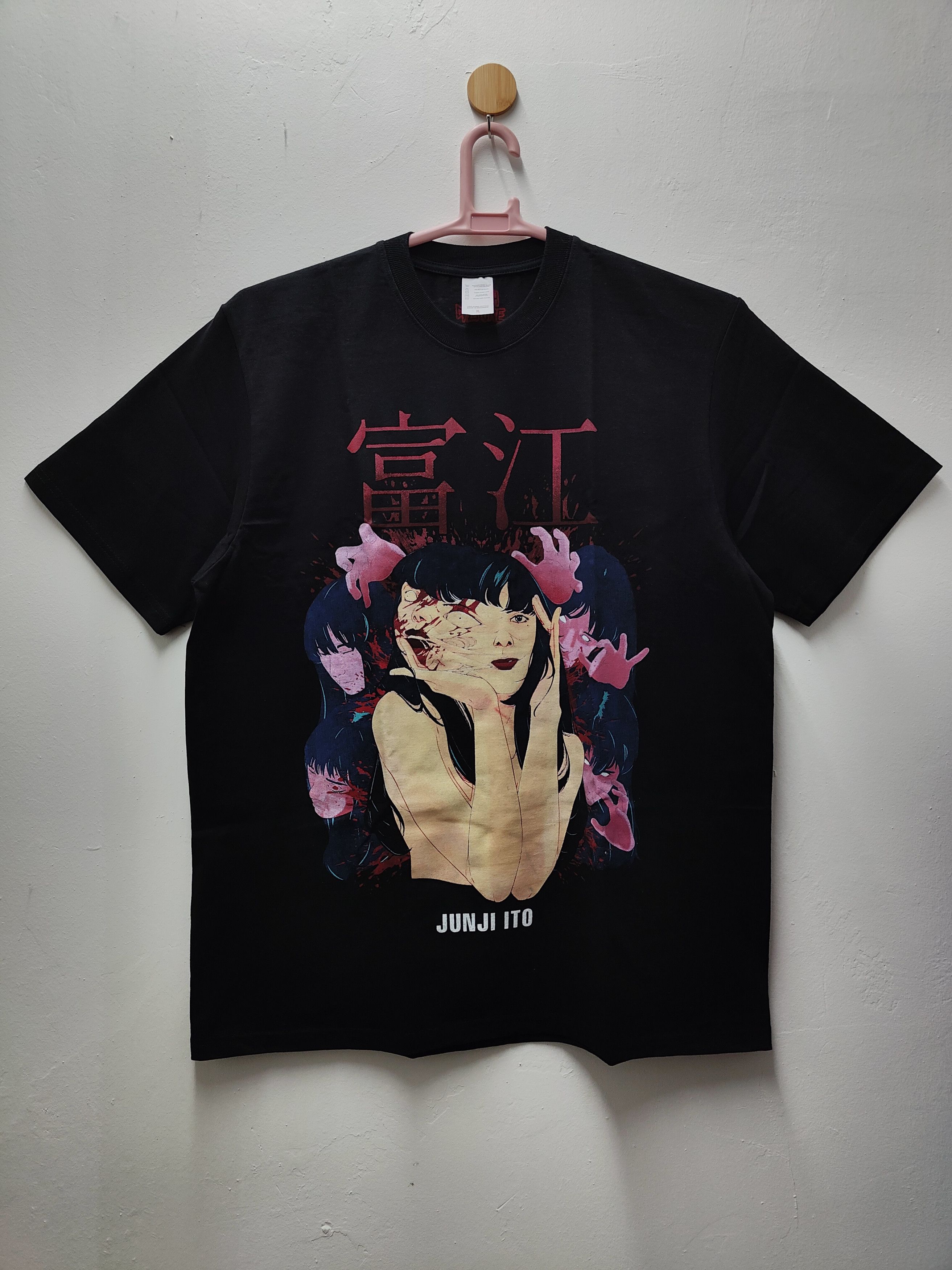 Anime Junji Ito Tomie T-shirt Size US XL / EU 56 / 4 - 1 Thumbnail