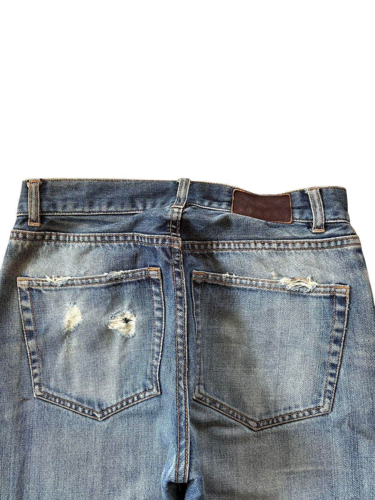 Calvin Klein Vintage Calvin Klein Rusty Wash Distress Loose Jeans Size US 28 / EU 44 - 4 Thumbnail