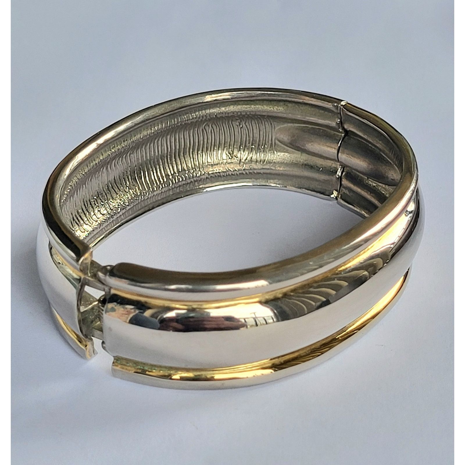 Other Silver Gold 2-Tone Hinged Bangle Wide Bracelet Men Women Size ONE SIZE - 2 Thumbnail