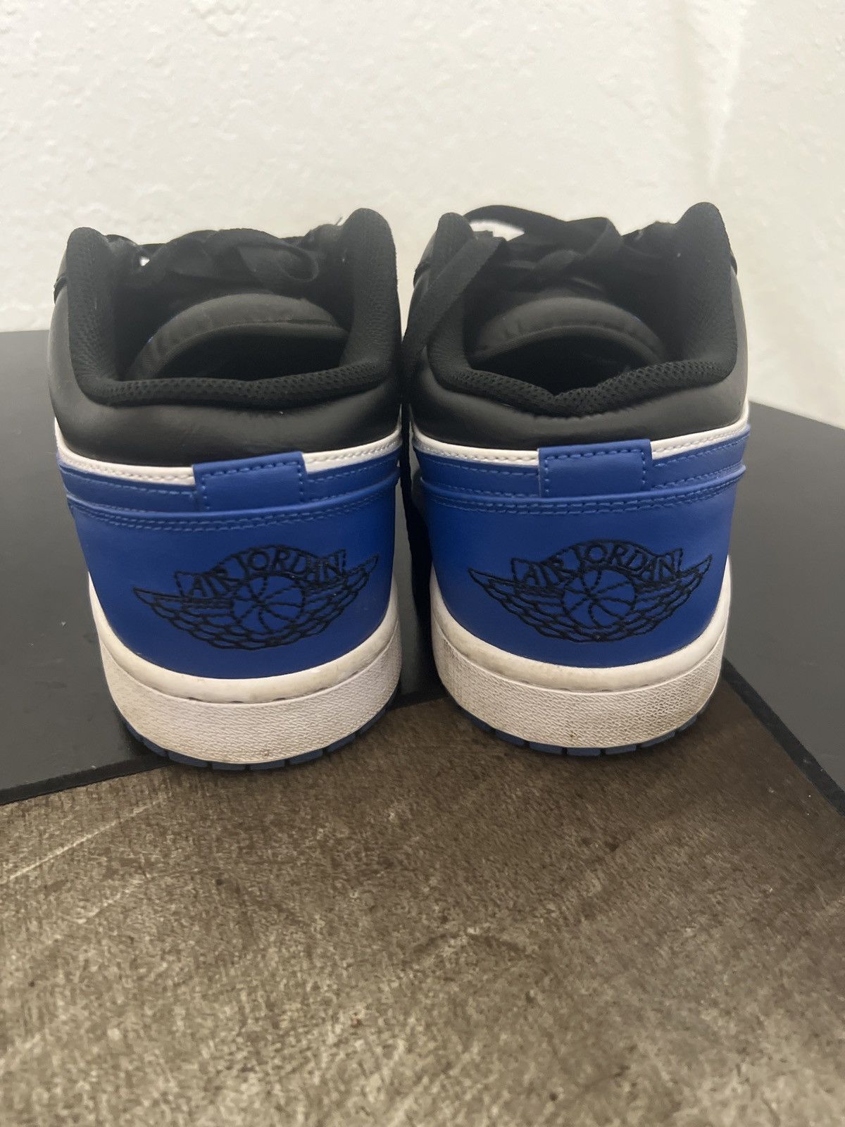 Jordan Brand Jordan 1 Low Alternate Royal Toe Size US 11 / EU 44 - 4 Thumbnail