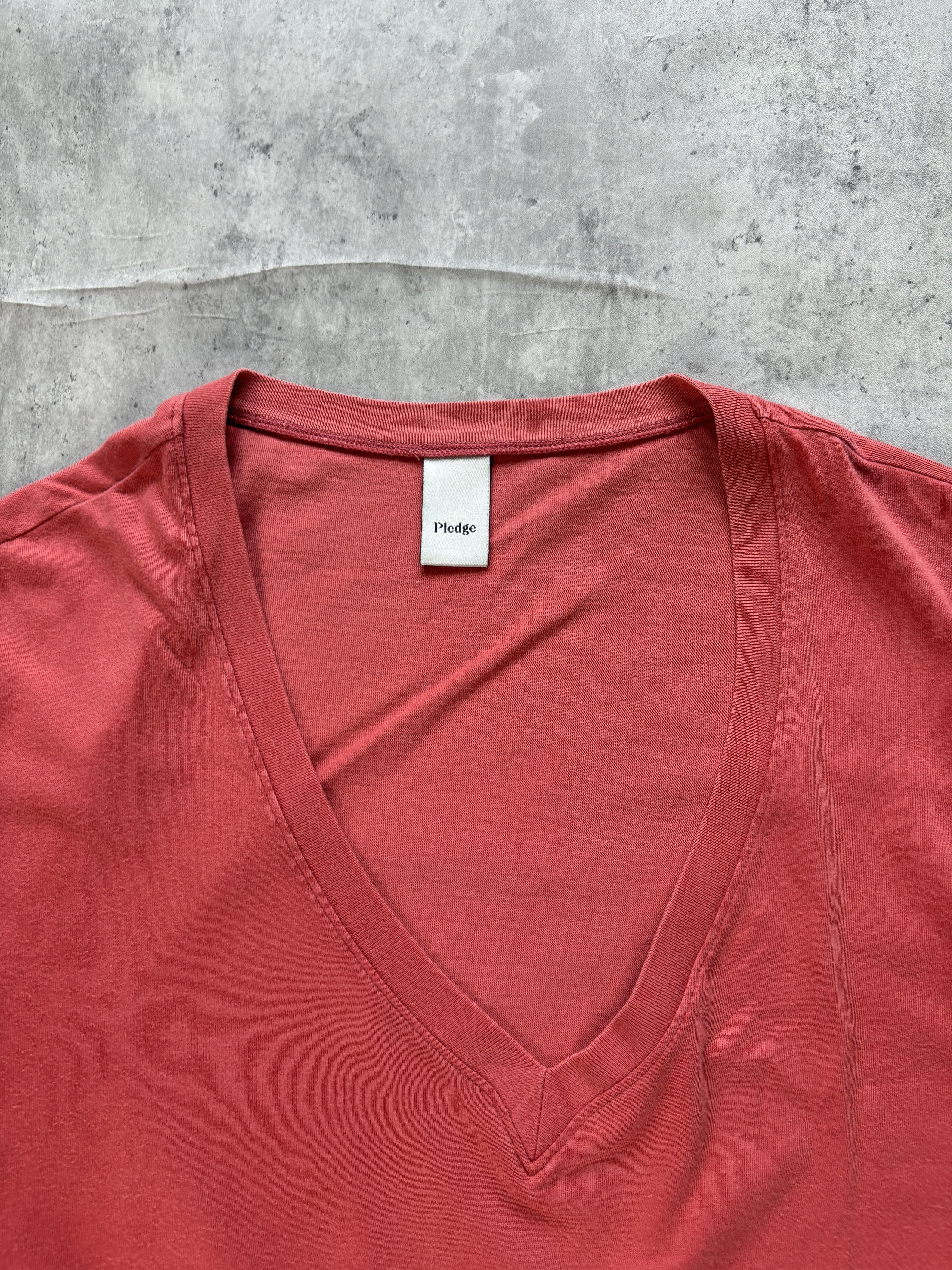 Pledge Japanese Archive Pledge V-neck T-shirt Size US L / EU 52-54 / 3 - 6 Thumbnail