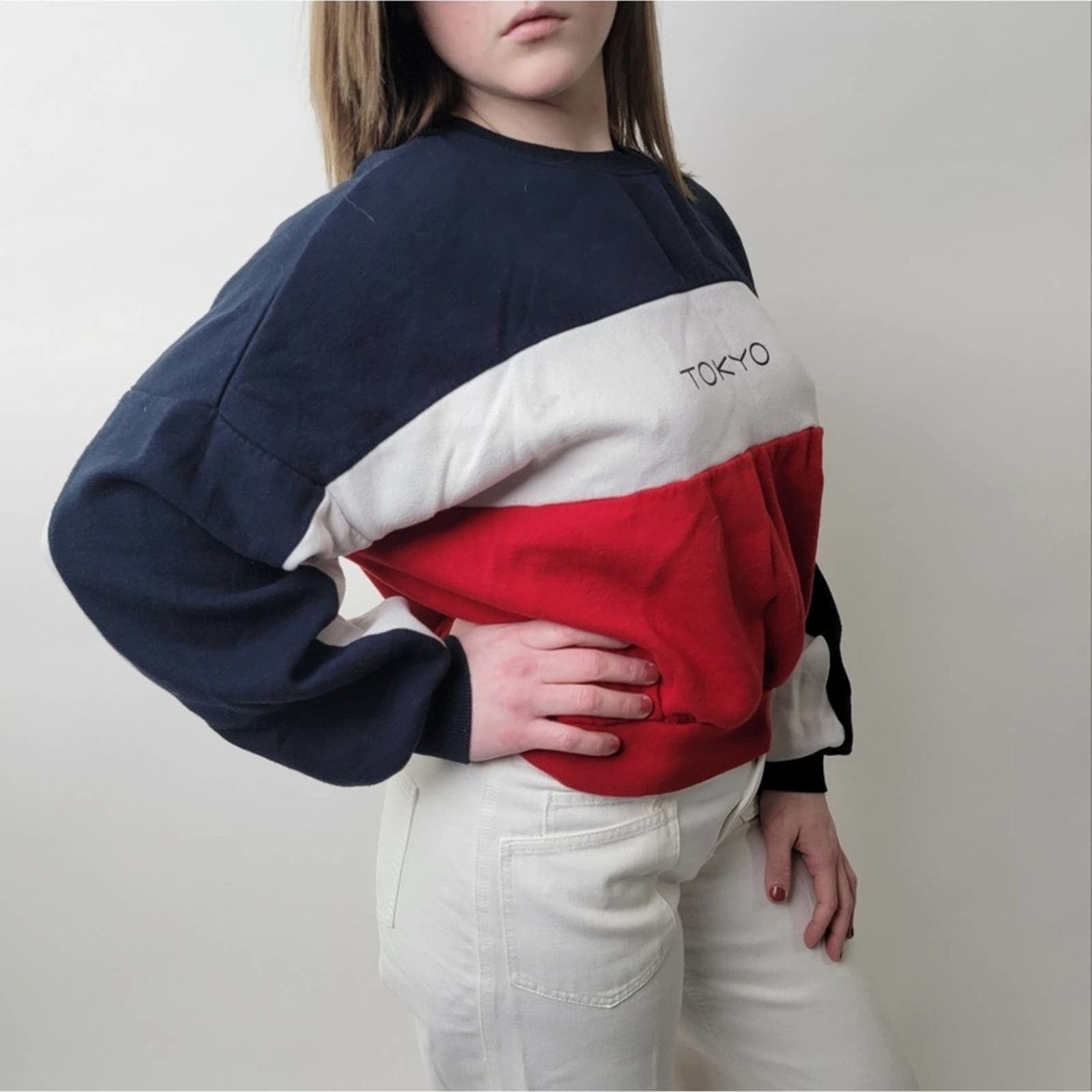 H&M Red White Blue Stripe Colorblock 'Tokyo' Crewneck Sweatshirt Size M / US 6-8 / IT 42-44 - 3 Thumbnail