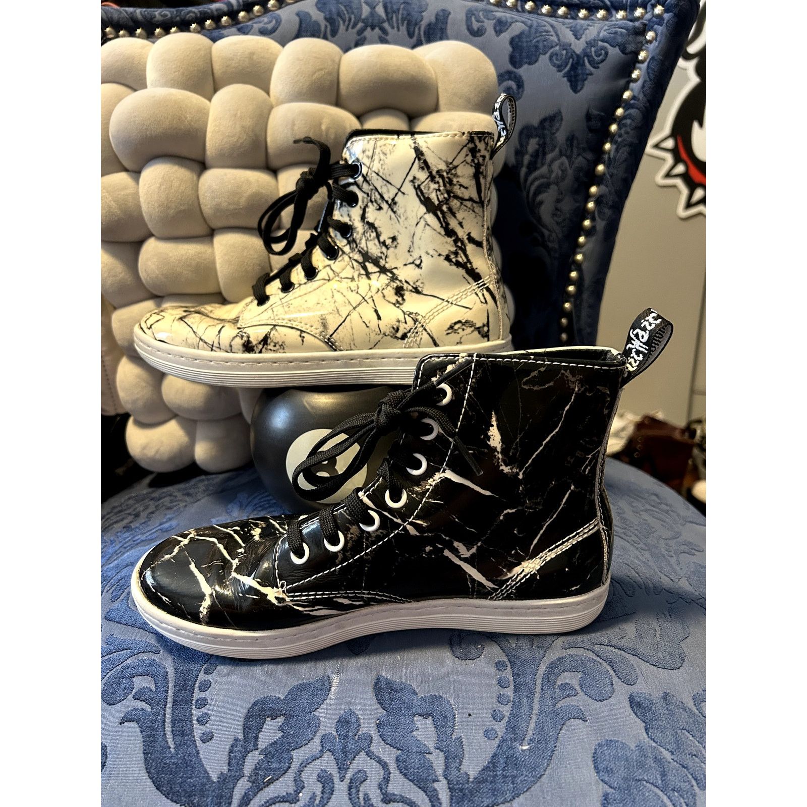 Dr. Martens Dr Martens Black White Patent Leather Leyton size 6/EU 37 Size US 6 / IT 36 - 2 Thumbnail