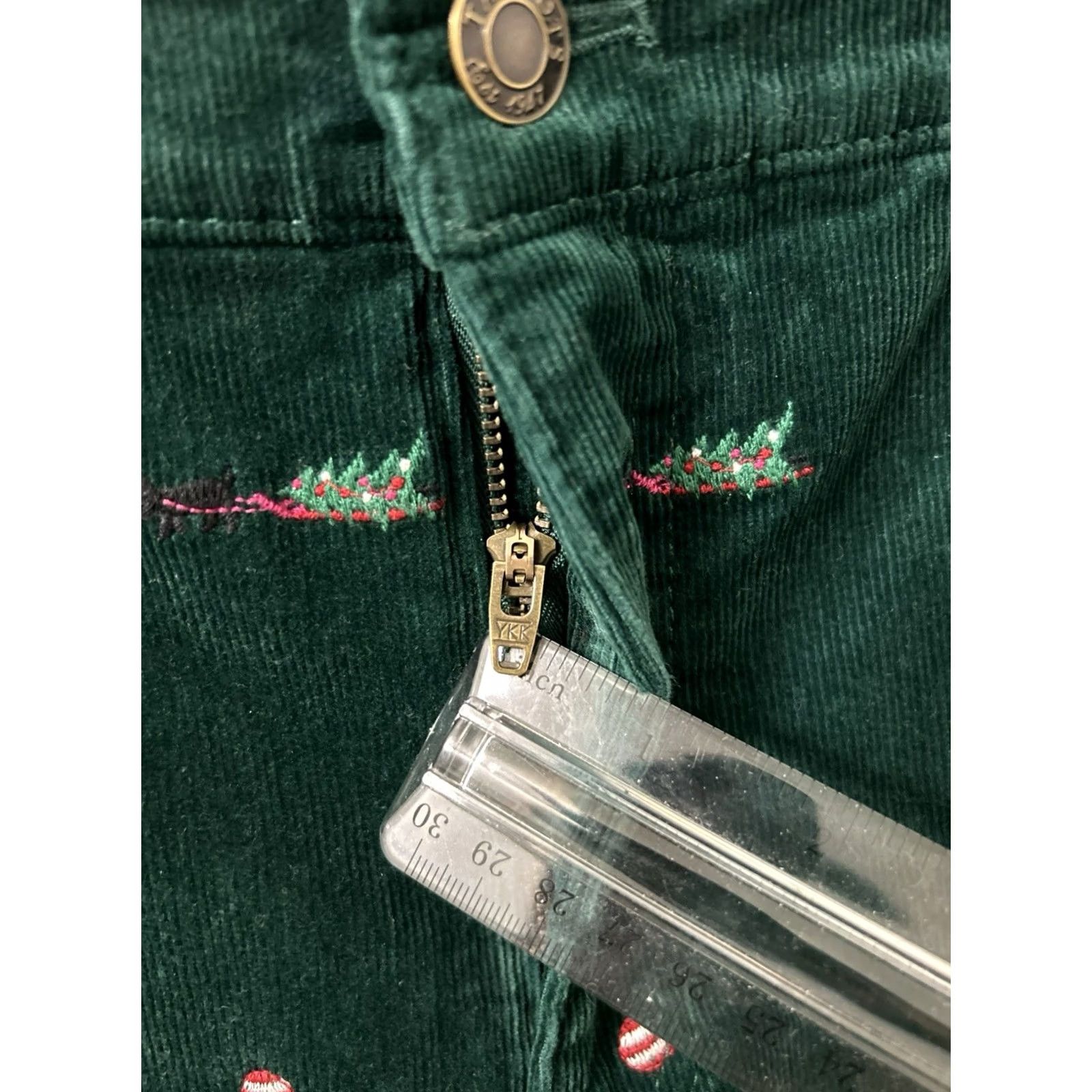 Talbots VINTAGE Talbots Pants Womens 10P 28L Green Corduroy Straight Leg Christmas Embroidered Size 32" / US 10 / IT 46 - 5 Thumbnail