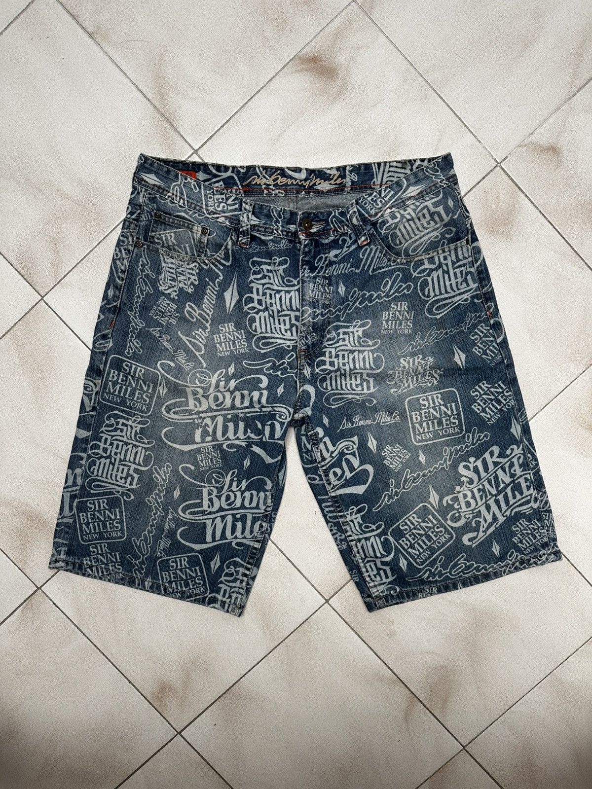 Japanese Brand Sir Benni Miles Baggy Graffiti Denim Shorts-Y2K Streetwear Size US 36 / EU 52 - 1 Thumbnail
