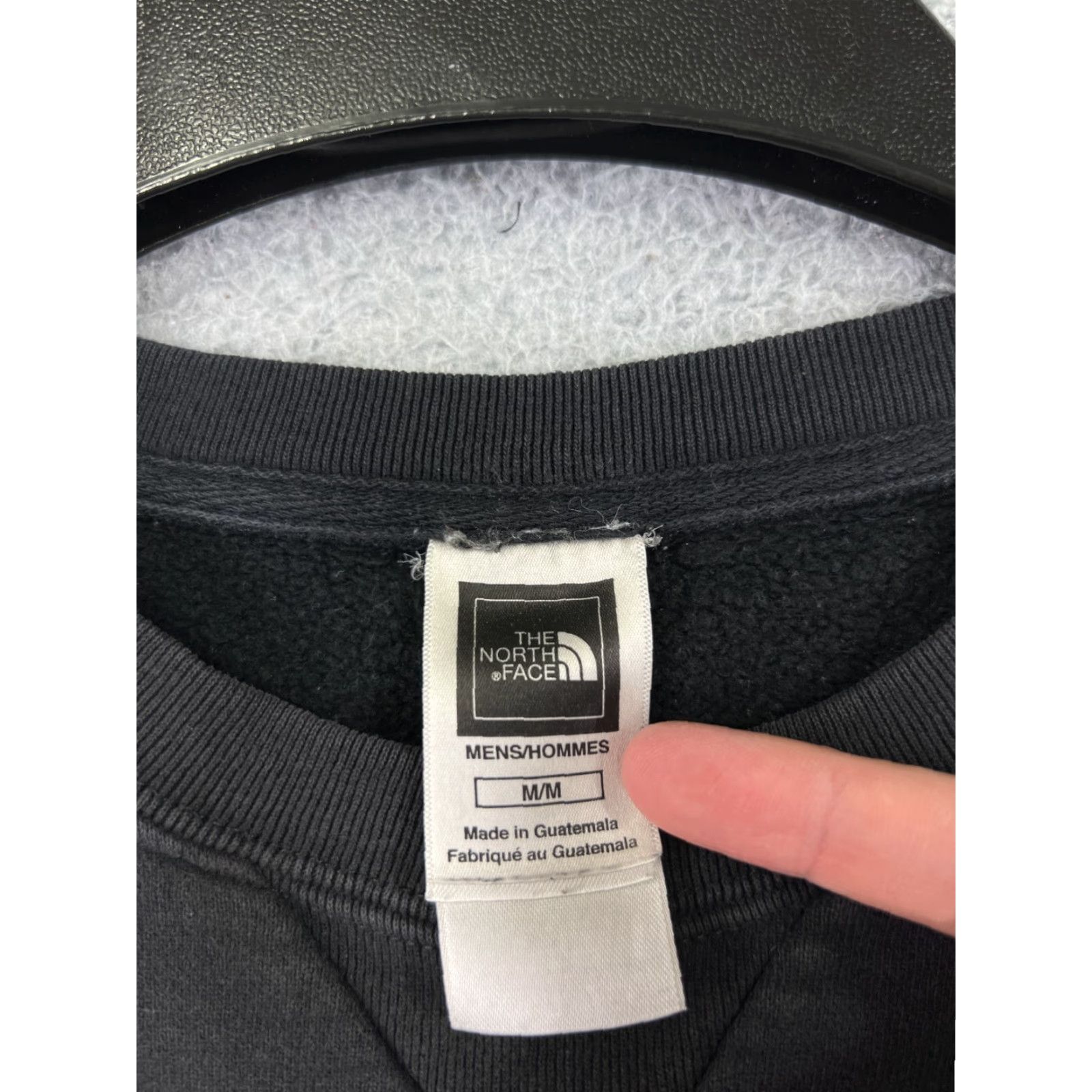 The North Face The North Face Men's Sweatshirt Pullover Crew Neck Black Cotton Blend M Regular Lightweight Pockets Logo Jersey Size US M / EU 48-50 / 2 - 3 Thumbnail