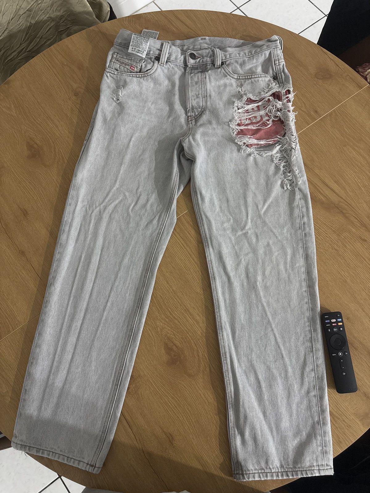 Diesel Diesel THANAZ – Wash 007D9 – Color 92C (circa 2010) Size US 30 / EU 46 - 6 Thumbnail