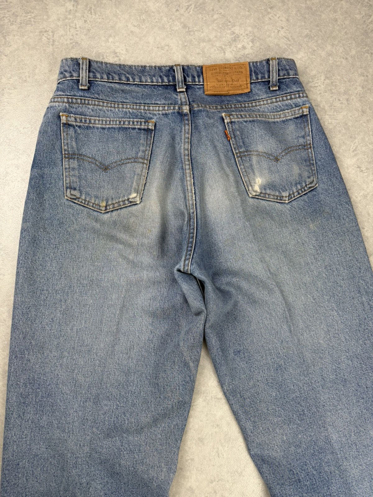 Levi's Vintage Clothing Vintage Levi’s 560 Denim Jeans Size 33x34 Made in USA Size US 33 - 12 Thumbnail