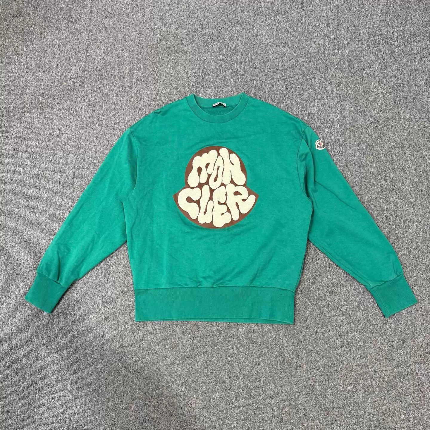 Moncler Moncler green chest logo long-sleeve sweatshirt M 99 new Size US M / EU 48-50 / 2 - 1 Thumbnail